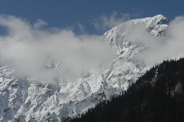 13.04.2009: Rawu - Nyingchi: Tibet: Berge, Berge, Berge