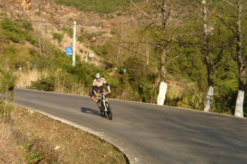 09.04.2009: Hanka Kupfernagel - cycling professional combines XWORLD with training